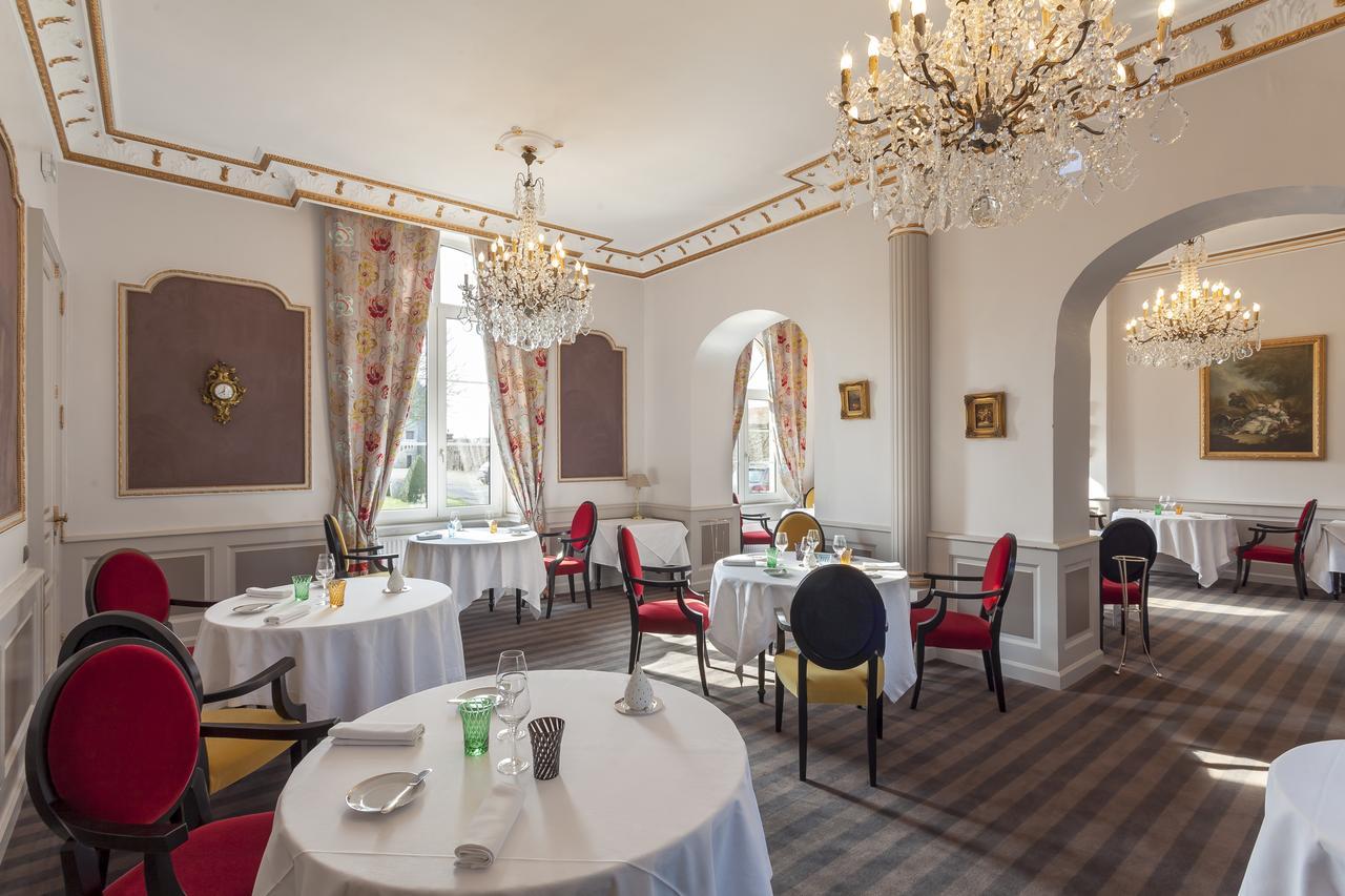 Grand Hotel "Chateau De Sully" - Piscine & Spa Sully  Exterior photo